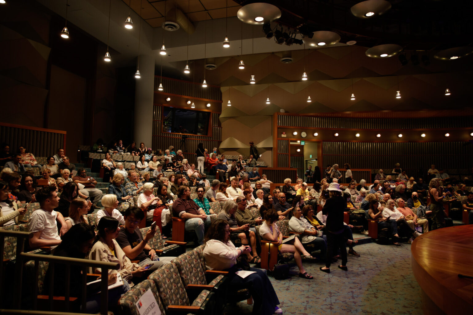 Central Library Mark Taper Auditorium, photo 1