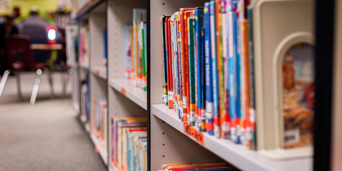 childrens-books-on-library-shelves